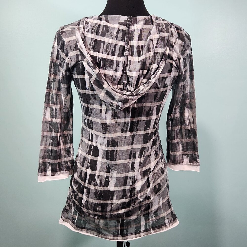Maurices Layered Gray Silver Blouse Top Women's Size Large
Lot I - Picture 2 of 7